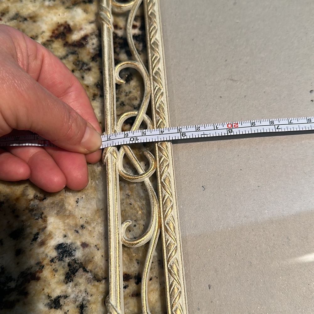 Vintage metal picture frame - Picture 6 of 10